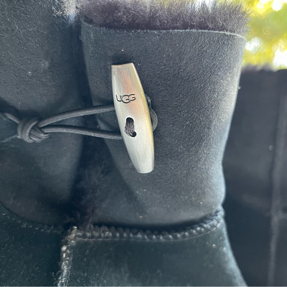 UGG - Black Suede Ankle Boots - Size 9.5 - Excellent Conditions - Picture 4 of 13